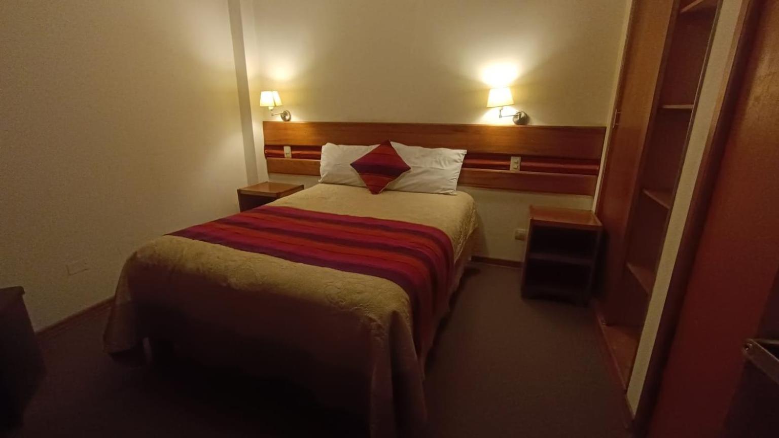 Cantuta Inn Puno Exteriör bild