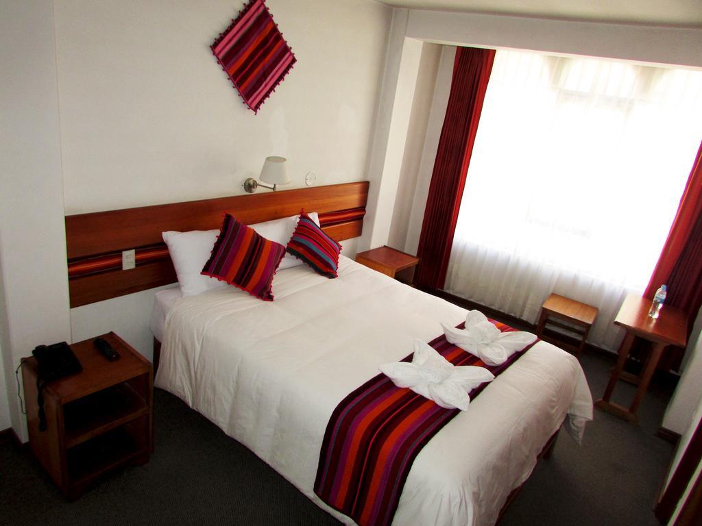Cantuta Inn Puno Exteriör bild