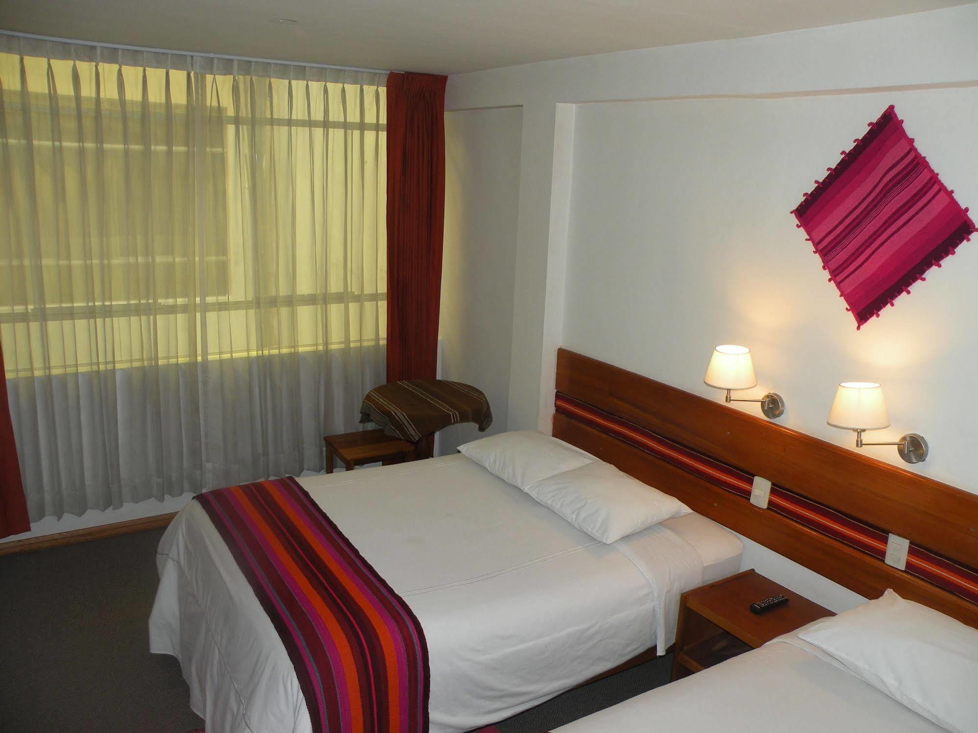 Cantuta Inn Puno Exteriör bild